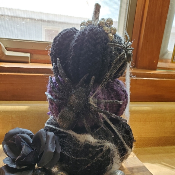 Holiday Decor - Picture 2 of 2